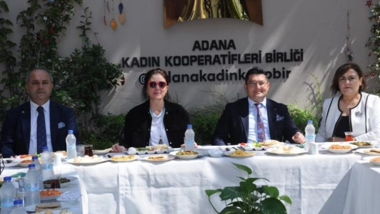 Kan: 'Kadınlarımızın yaptığı ürünleri tüm Türkiye'ye tanıtacağız'