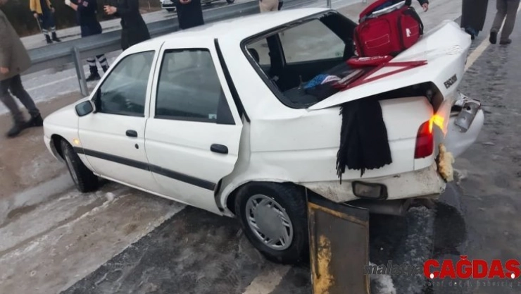 Kar yağışı kazaya neden oldu: 6 yaralı