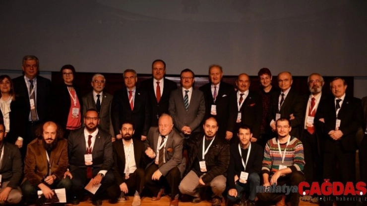 Karagöz'ün güncel durumu Bursa Uludağ Üniversitesi'nde ele alındı