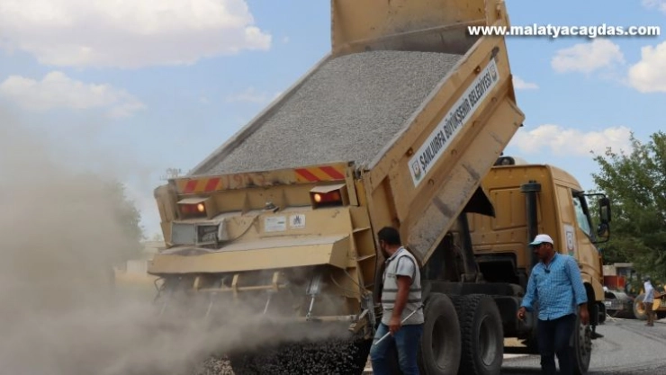 Karaköprü kırsalında asfalt atağı