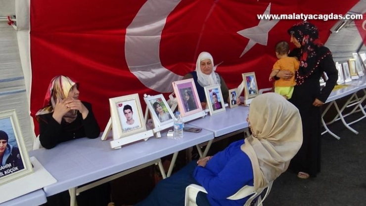 Kardeşi teslim oldu ama o evlat nöbete devam ediyor