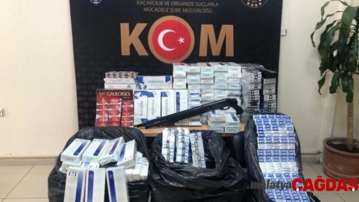 Kargoyla kaçak sigara sevkıyatına darbe