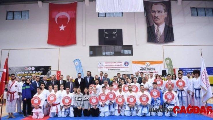 Kartepe'de karate şampiyonları belli oldu