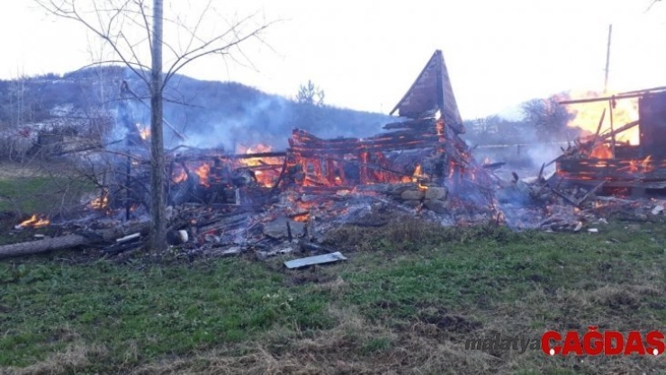 Kastamonu'da yaşlı adam, çıkan yangında hayatını kaybetti
