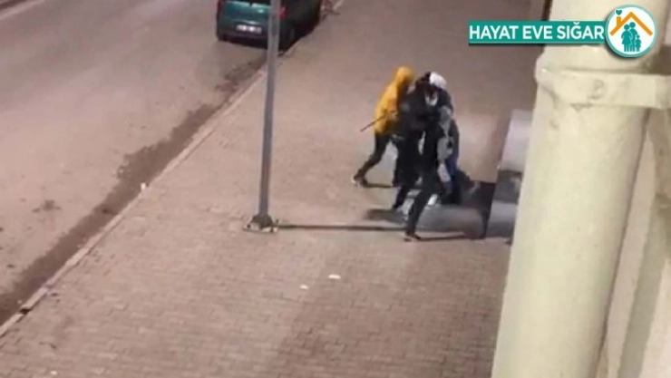 Kavga ihbarına giden polislere pastalı sürpriz