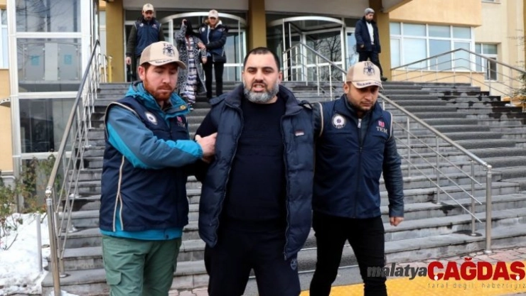 Kayseri'de yılbaşı gecesinde yakalanan DEAŞ'lı beraat etti