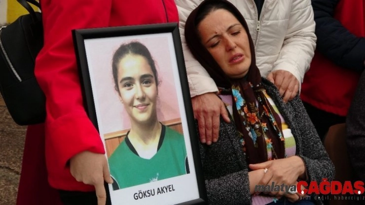 Kazada ölen genç sporcular, son yolculuğuna uğurlandı