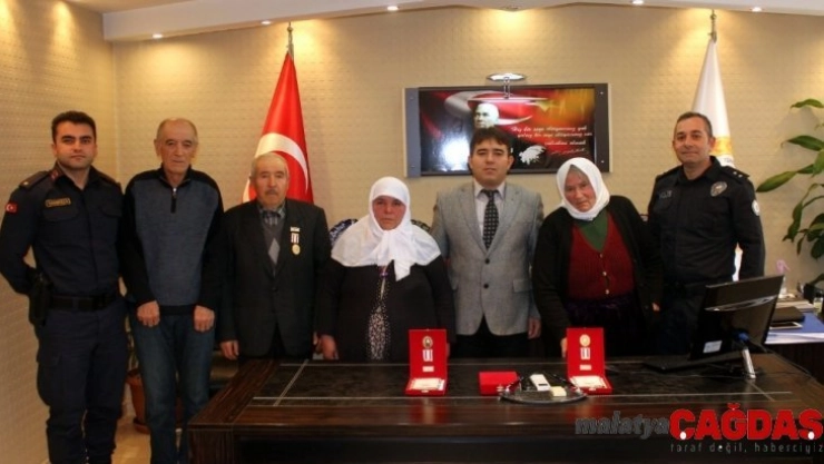 Kıbrıs gazilerine Milli Mücadele Madalya ve Beratları tevcih edildi