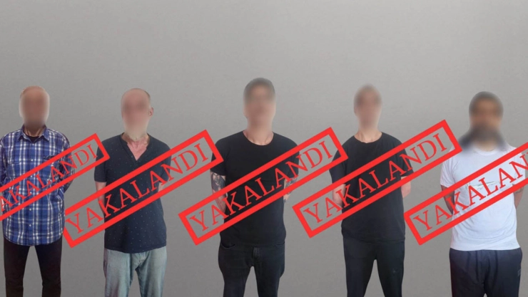 Kırmızı Bültenle aranan 5 suçlu daha Türkiye'ye getirildi