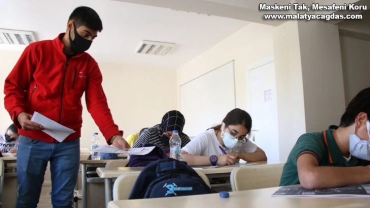 Kızılay'ın eğitim verdiği öğrenciler LGS'ye hazır