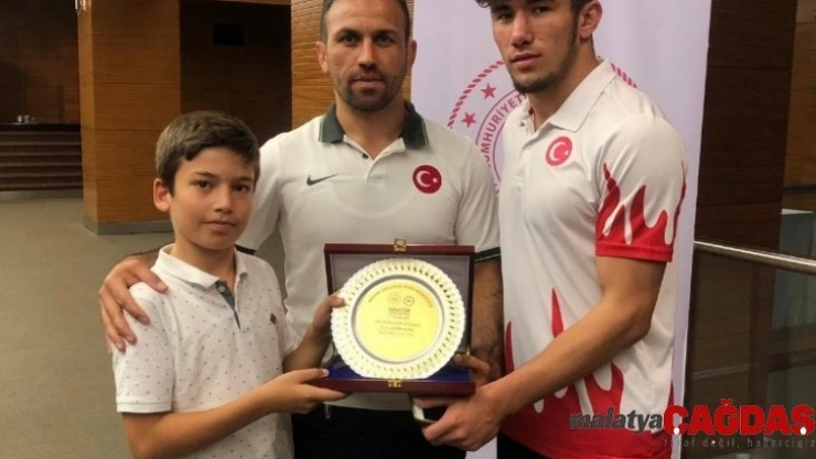 Kızılcahamam Antrenörü 2019 Yılın Antrenörü seçildi