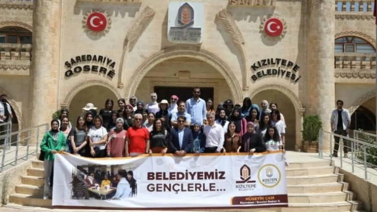 Kızıltepeli öğrenciler Çanakkale'ye uğurlandı