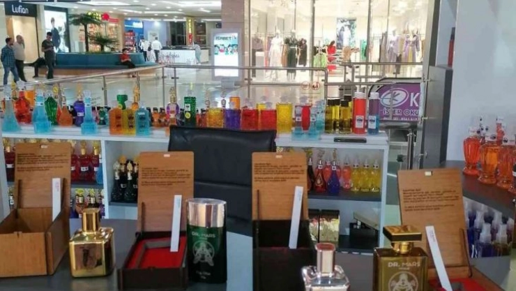 Kolonyadan sonra parfüm üretimi başladı