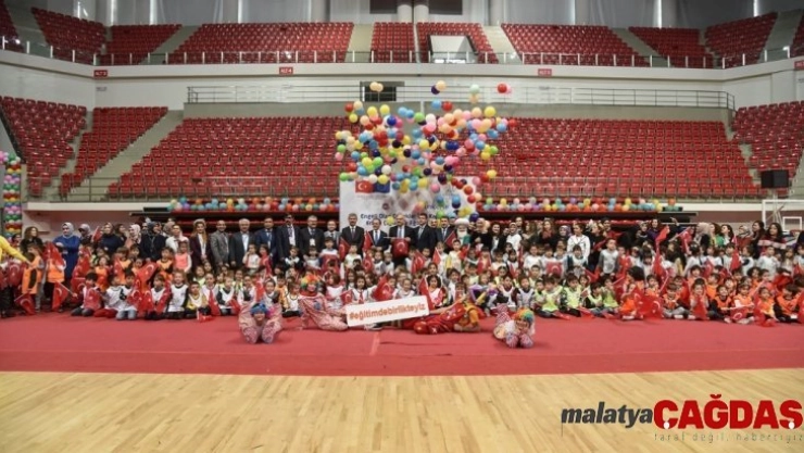 Konya'da 'Çocuk Şenliği' düzenlendi