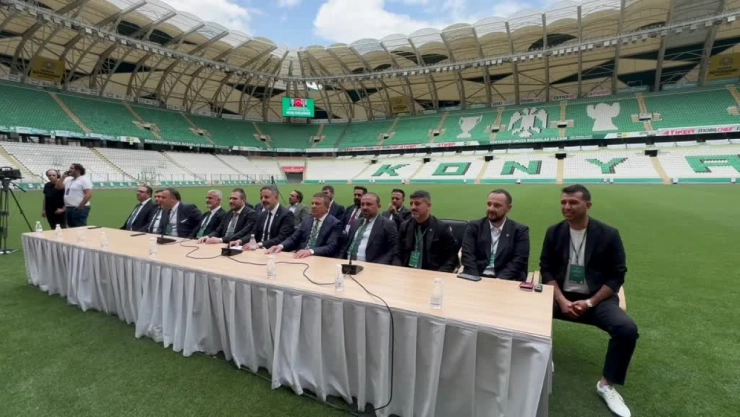 Konyaspor Kulübünde Ömer Atiker başkan seçildi