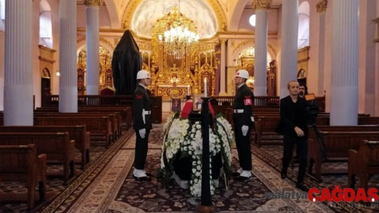Kore gazisi son yolculuğuna askeri törenle uğurlandı