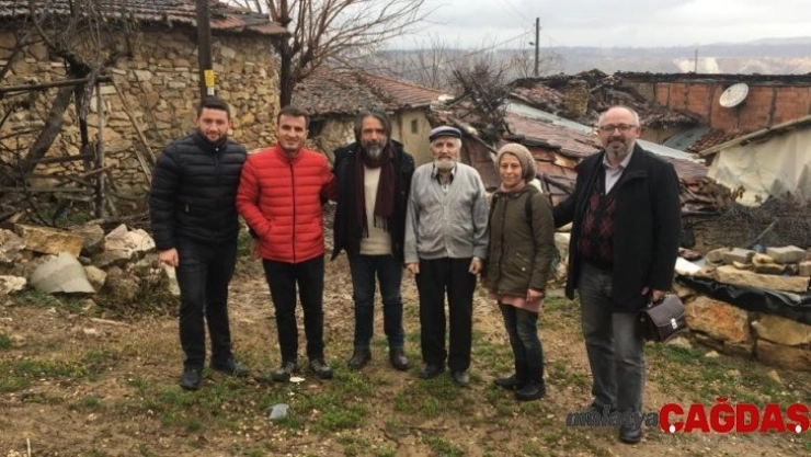 Köyün tek sakinleri olan yaşlı çifte anlamlı ziyaret