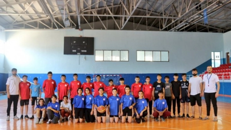 Kozluk'ta gençler, spor kurslarına yöneldi