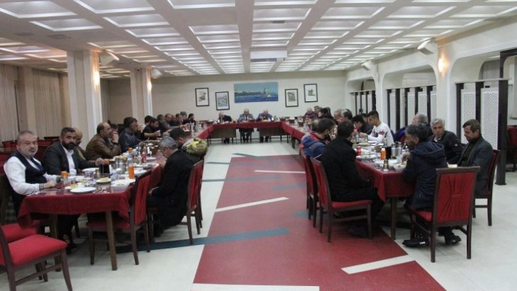 Küçükmeral 'Adayım' dedi