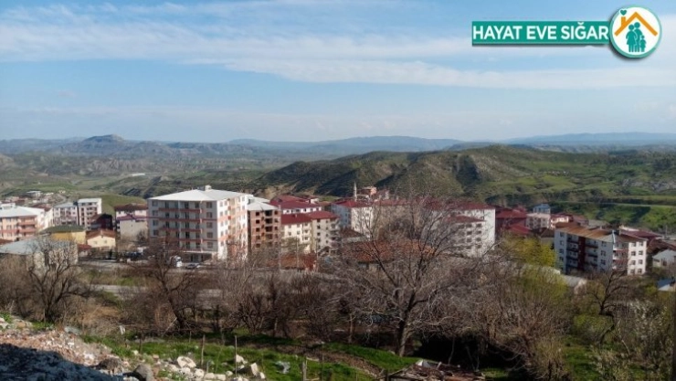 Kulp'ta hain saldırıda şehit olan siviller için sela okundu