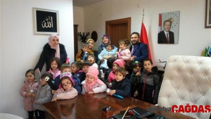 Kur'an kursu öğrencilerinden kurum amirlerine ziyaret