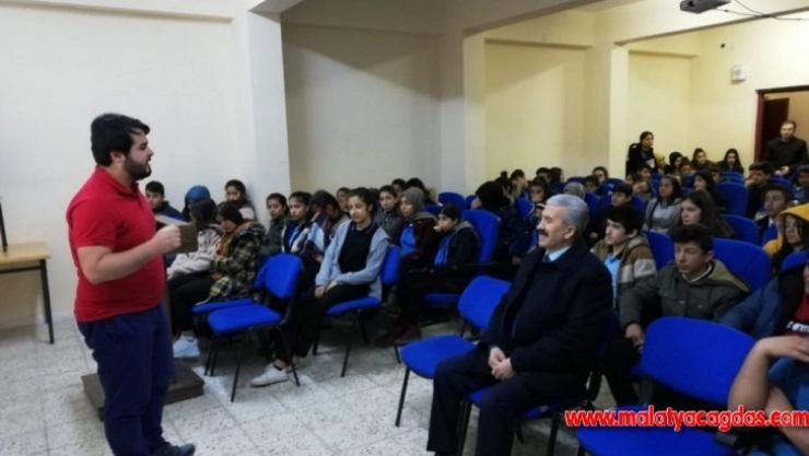 Lise öğrencilerine korona virüsü anlatıldı