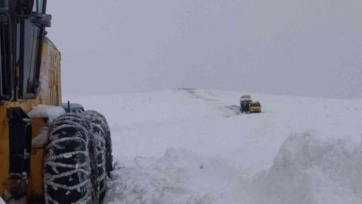 Mahsur kalan 20 kişi kurtarıldı