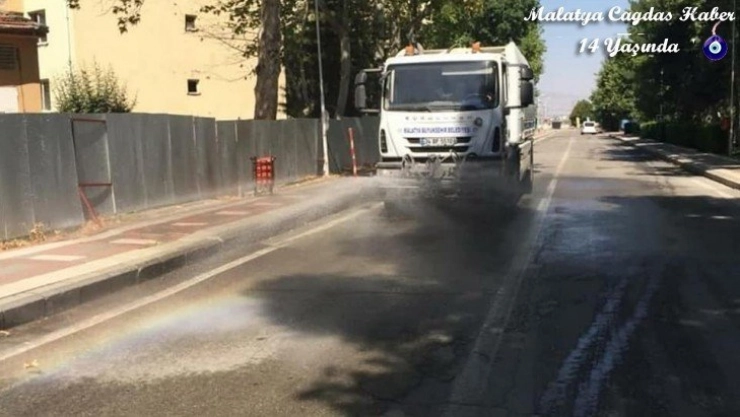 Dezenfekteye ağırlık Veriyor