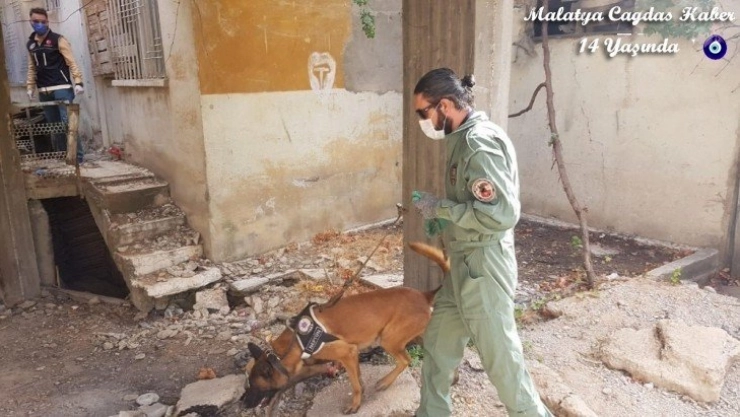 Narkotik Uygulaması baskını