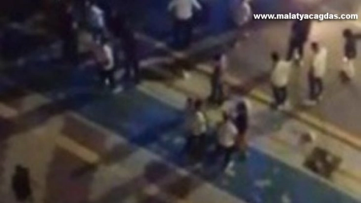 Bıçaklı kavga 1 ölü