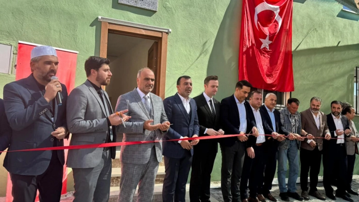 Malatya'da bir cami daha ibadete açıldı