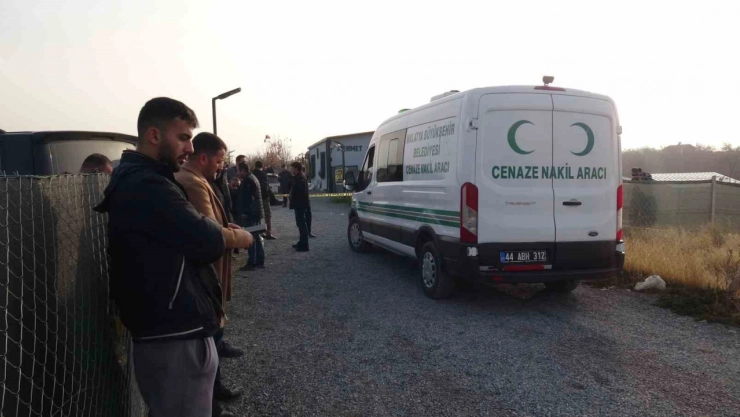 Bir kişi kaldığı konteynerde ölü bulundu