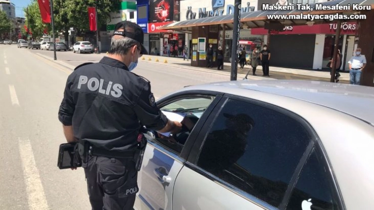 Kısıtlamayı ihlal eden 22 kişiye 19 bin 800 lira ceza