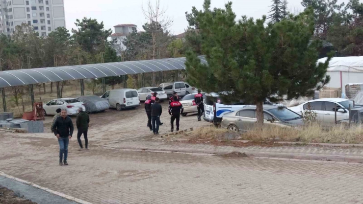 Şantiyede kavga: 2 yaralı