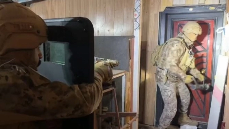 Yağma, tefecilik ve kumar operasyonu: 15 tutuklama