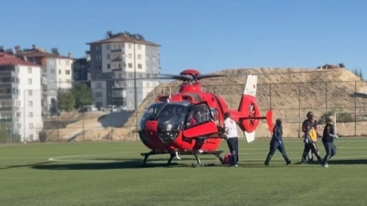 77 Yaşındaki Kadın İçin Zamanla Yarış: Hava Ambulansı Malatya'ya Taşıdı
