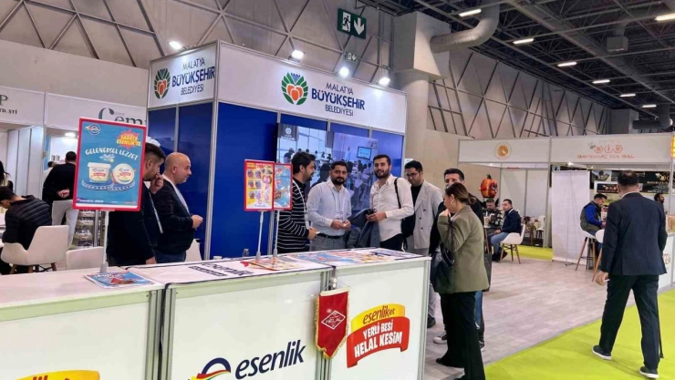 Günkurusu ve Sarı Kayısı Fuarın Yıldızı Oldu