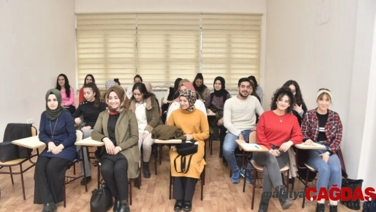 Mamak'ta sekreterlik kursu