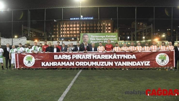 Mamak'tan Mehmetçiğe selam