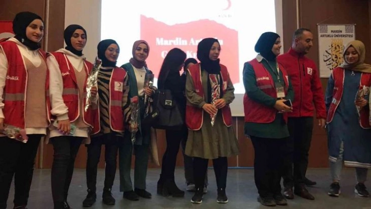 Mardin'de 8 Mart Dünya Kadınlar Günü 6 dilde kutlandı