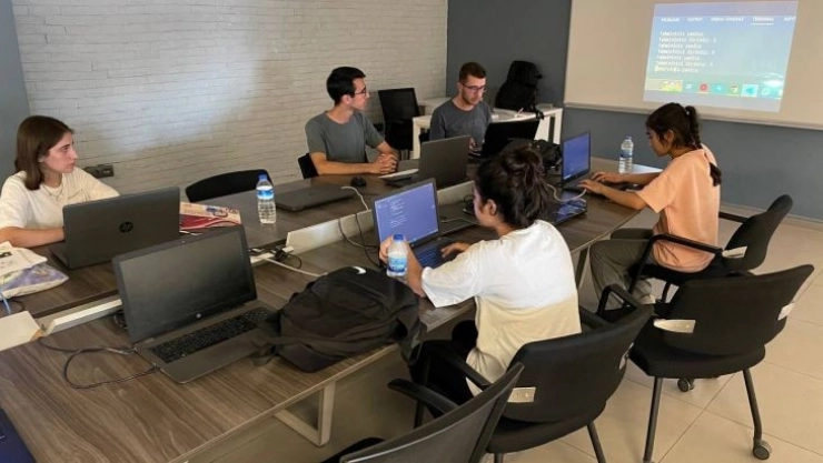 Mardin'de web yazılım uzmanlığı ve teknoloji kursu başvuruları başladı