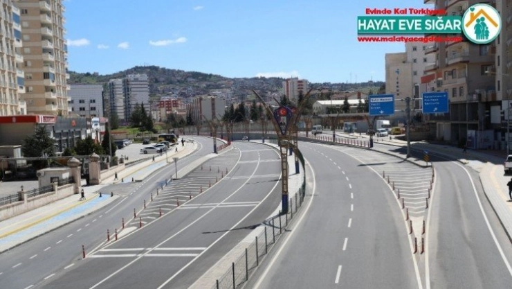 Mardin kurallara uydu, cadde ve sokaklar boş kaldı