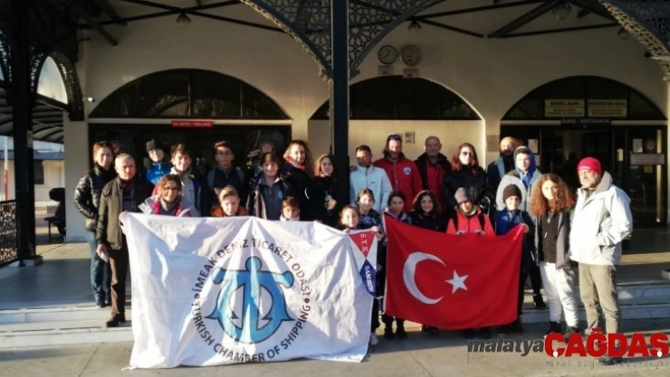 Marmaris'in minik yelkencileri Rodos'ta yarışacak