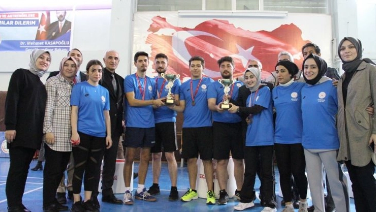 Masa tenisinde şampiyonlar belli oldu