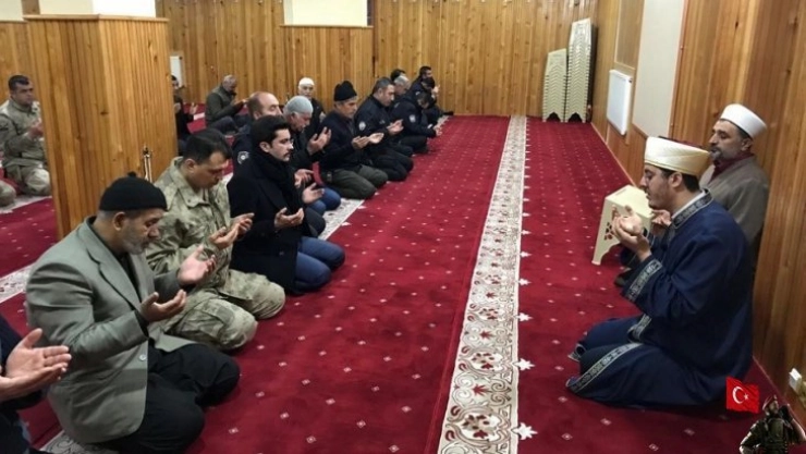 Mehmetçik için dualar edildi