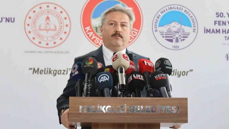 Melikgazi Belediyesi'nin eğitime desteği sürüyor