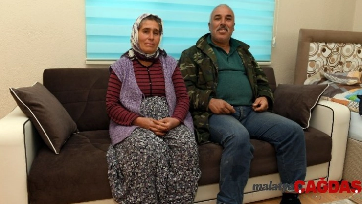 Mersin Büyükşehir'den çadırı yanan aileye destek