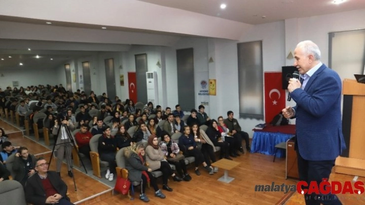 Mersin'de hayvan haklarıyla ilgili farkındalık semineri