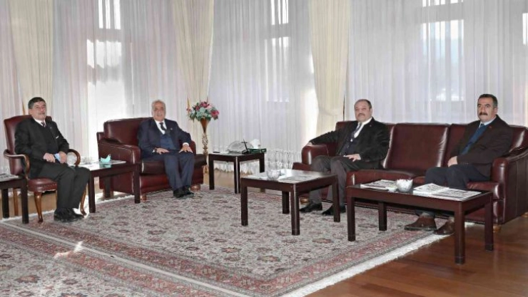 MHP İl Başkanı Karataş ve DAP İdaresi Başkanı Demirdöğen'den Rektör Çomaklı'ya ziyaret