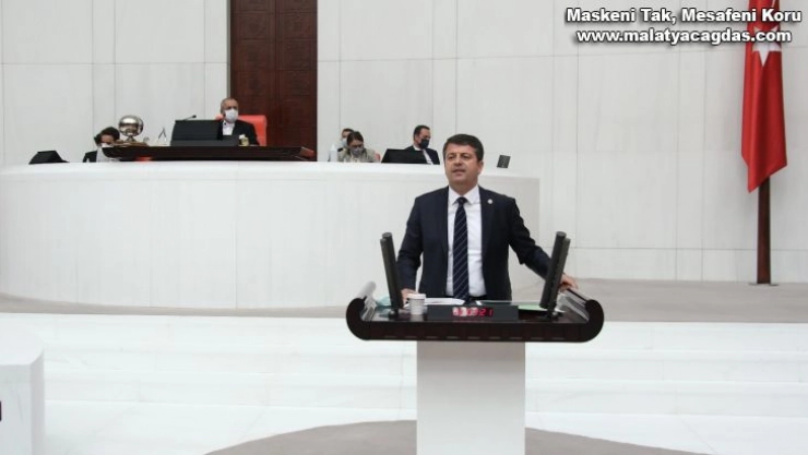 Milletvekili Tutdere, mecliste tütünü konuştu